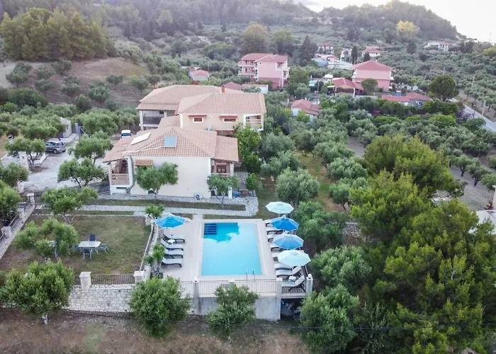 Aeolos Zante With Heated Pool Appartement *